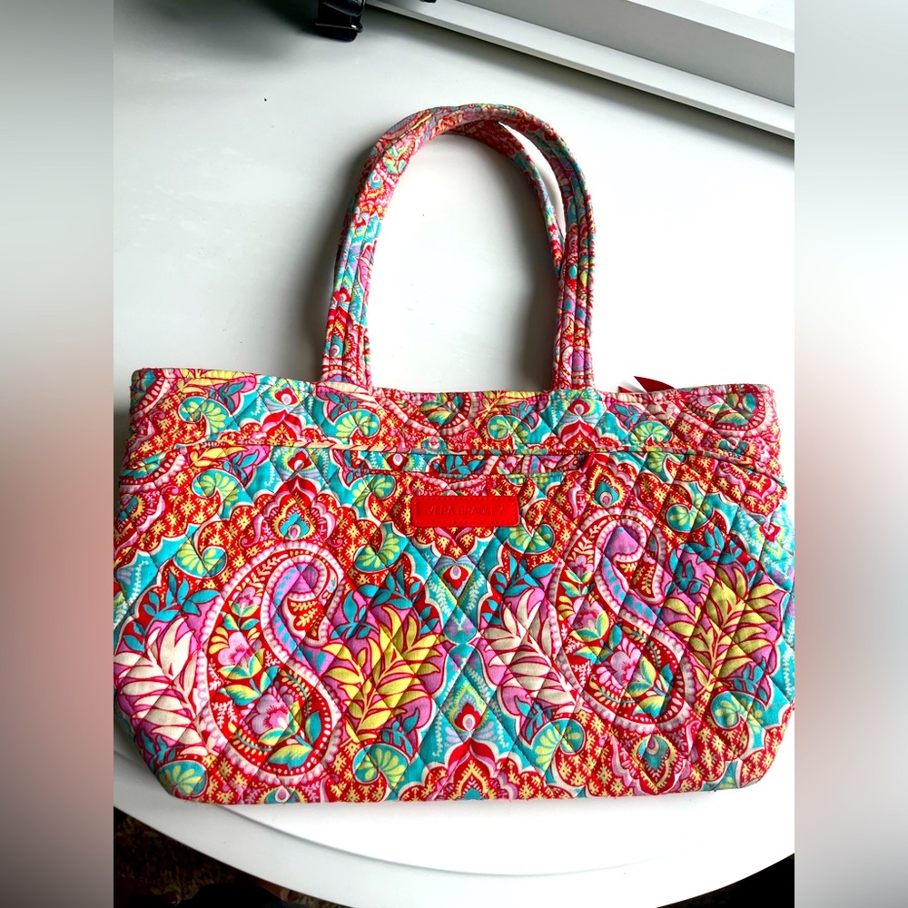 Vera Bradley hand bag multicolor